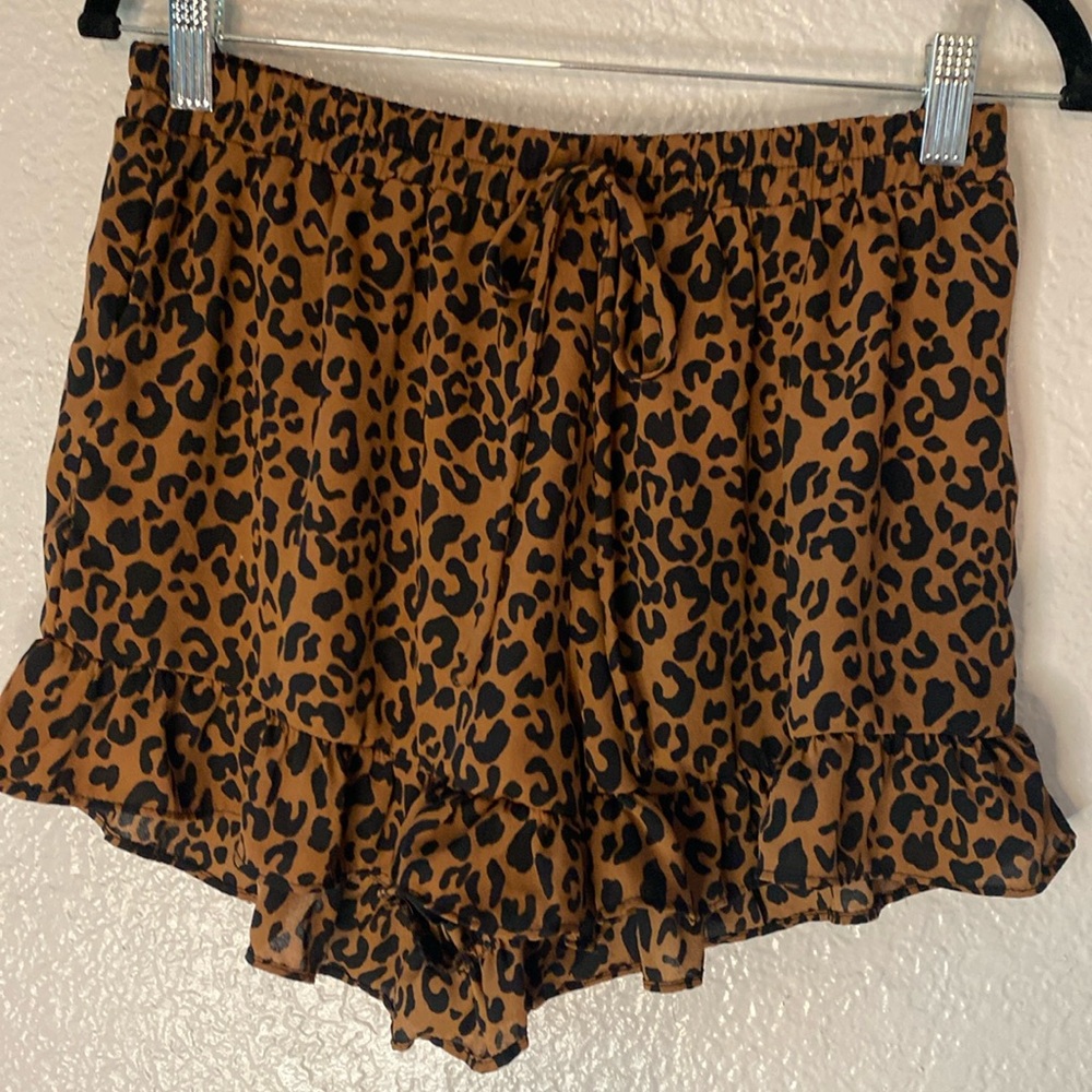 Sienna Sky Cheetah Print Lined Shorts Elastic Waist Black Brown Size M